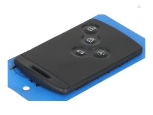 Gebruikte Diversen Renault Captur Prijs € 20,00 Inclusief btw aangeboden door Autorecycling Kempers