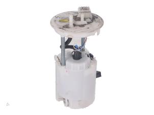 Gebruikte Diversen Opel Karl Prijs € 70,00 Inclusief btw aangeboden door Autorecycling Kempers