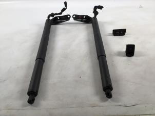 Gebruikte Kofferbak motor BMW X2 Prijs € 83,00 Inclusief btw aangeboden door Autorecycling Kempers