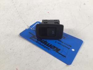 Gebruikte Schakelaar BMW 2-Serie Prijs € 8,00 Inclusief btw aangeboden door Autorecycling Kempers