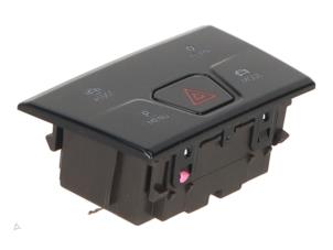 Gebruikte Schakelaar Volkswagen Golf Prijs € 40,00 Inclusief btw aangeboden door Autorecycling Kempers