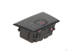 Gebruikte Schakelaar Volkswagen Golf Prijs € 40,00 Inclusief btw aangeboden door Autorecycling Kempers