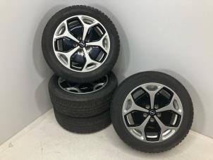 Gebruikte Velgen set + banden Opel Ampera Prijs € 750,00 Inclusief btw aangeboden door Autorecycling Kempers