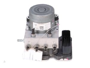 Gebruikte Brake control power module Opel Vivaro Prijs € 350,00 Inclusief btw aangeboden door Autorecycling Kempers