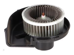 Gebruikte Element Kachelverwarming Skoda Fabia Prijs € 25,00 Inclusief btw aangeboden door Autorecycling Kempers