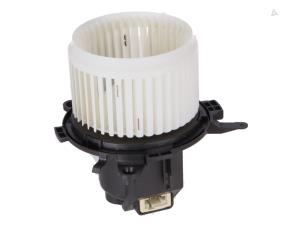 Gebruikte Element Kachelverwarming Opel Vivaro Prijs € 50,00 Inclusief btw aangeboden door Autorecycling Kempers