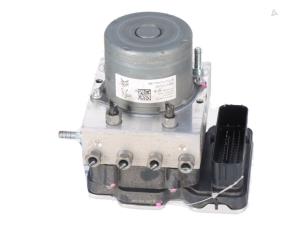 Gebruikte Brake control power module Opel Vivaro Prijs € 350,00 Inclusief btw aangeboden door Autorecycling Kempers