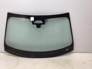 Gebruikte Voorruit BMW X5 Prijs € 399,99 Inclusief btw aangeboden door Autorecycling Kempers