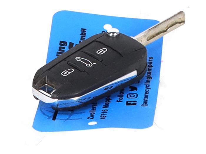 Gebruikte Diversen Opel Corsa Prijs € 25,00 Inclusief btw aangeboden door Autorecycling Kempers