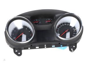 Gebruikte Toerenteller Opel Astra Prijs € 100,00 Inclusief btw aangeboden door Autorecycling Kempers