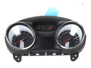 Gebruikte Toerenteller Opel Astra Prijs € 100,00 Inclusief btw aangeboden door Autorecycling Kempers