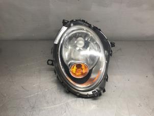 Gebruikte Rechter Koplamp Mini Mini (R56) 1.4 16V One Prijs € 99,00 Margeregeling aangeboden door Autosloperij Alexander