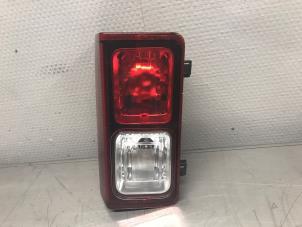 Gebruikte Mistachterlicht Opel Vivaro 1.6 CDTI 95 Euro 6 Prijs € 45,00 Margeregeling aangeboden door Autosloperij Alexander