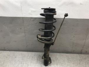 Gebruikte Schermdrager rechts-voor Volvo V50 (MW) 1.8 16V Prijs op aanvraag aangeboden door Autosloperij Alexander