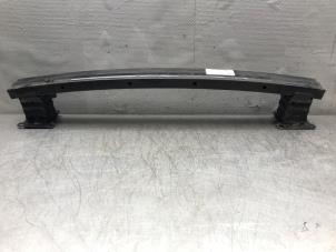 Gebruikte Bumperbalk voor Peugeot 207/207+ (WA/WC/WM) 1.4 16V Prijs op aanvraag aangeboden door Autosloperij Alexander