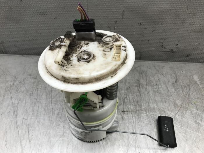 Gebruikte Benzinepomp Peugeot 308 (4A/C) 1.6 16V THP Autom. Prijs op aanvraag aangeboden door Autosloperij Alexander
