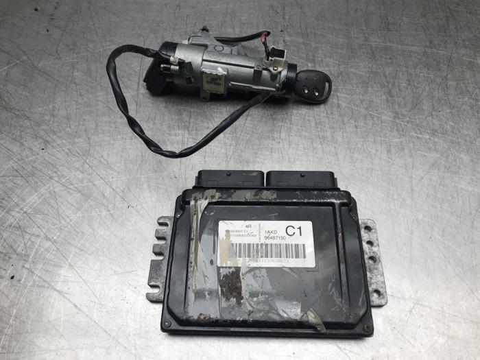 Gebruikte Kontaktslot + computer Chevrolet Tacuma 1.6 16V Prijs op aanvraag aangeboden door Autosloperij Alexander
