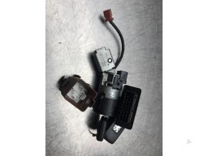 Gebruikte Contactslot + computer Peugeot 308 SW (4E/H) 1.6 VTI 16V Prijs op aanvraag aangeboden door Autosloperij Alexander