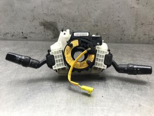 Gebruikte Combischakelaar Stuurkolom Mazda 5 (CR19) 1.8i 16V Prijs op aanvraag aangeboden door Autosloperij Alexander