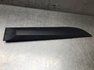 Gebruikte Deurlijst Renault Megane III Grandtour (KZ) 1.6 16V Prijs € 80,00 Margeregeling aangeboden door Autosloperij Alexander