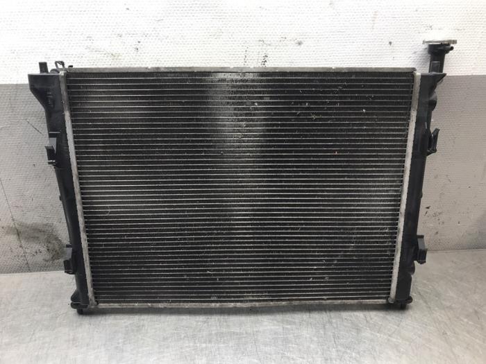 Gebruikte Radiateur Kia Cee'd (EDB5) 1.4 CVVT 16V Prijs op aanvraag aangeboden door Autosloperij Alexander