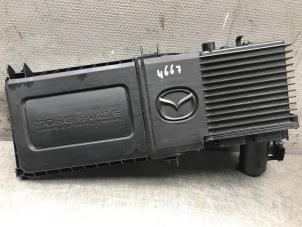 Gebruikte Luchtfilterhuis Mazda 3 Sport (BK) 1.6i 16V Prijs op aanvraag aangeboden door Autosloperij Alexander