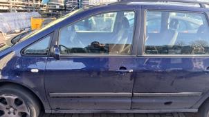 Gebruikte Portier 4Deurs links-voor Seat Alhambra (7V8/9) 2.0 Prijs op aanvraag aangeboden door Autosloperij Alexander