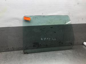 Gebruikte Deurruit 4Deurs links-achter Seat Alhambra (7V8/9) 2.0 Prijs op aanvraag aangeboden door Autosloperij Alexander