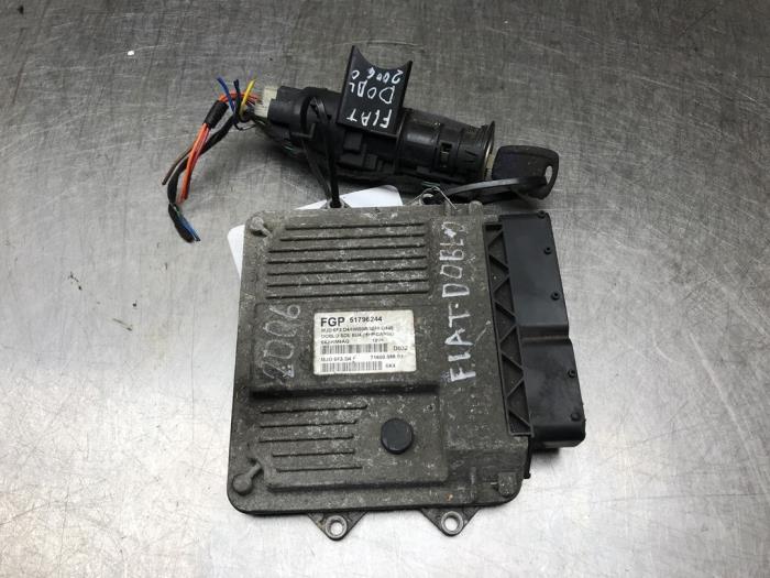 Gebruikte Kontaktslot + computer Fiat Doblo (223A/119) 1.3 JTD 16V Multijet DPF Prijs op aanvraag aangeboden door Autosloperij Alexander