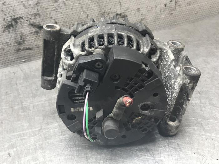 Dynamo van een Ford Transit 2.2 TDCi 16V 2008