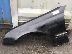 Gebruikte Scherm links-voor Mercedes CLK (R209) Prijs op aanvraag aangeboden door Autosloperij Alexander