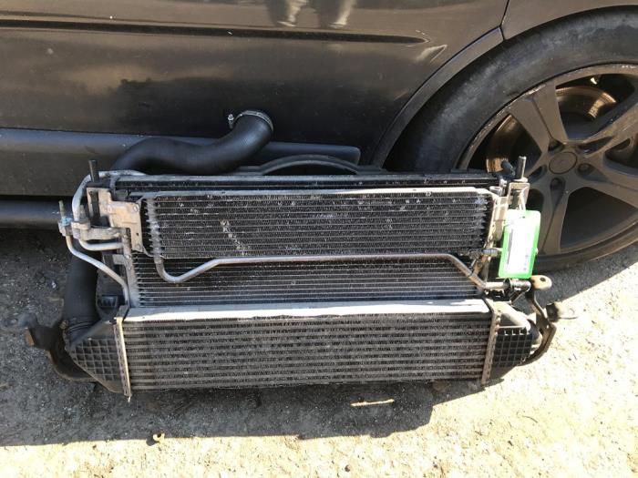 Gebruikte Radiateur Ford Focus 2 2.0 TDCi 16V Prijs op aanvraag aangeboden door Autosloperij Alexander