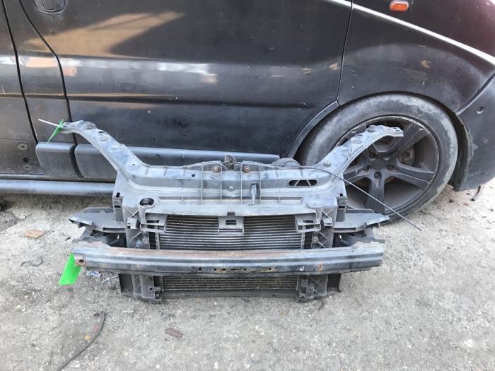 Gebruikte Radiateur Mazda 2 (NB/NC/ND/NE) 1.4 16V Prijs op aanvraag aangeboden door Autosloperij Alexander