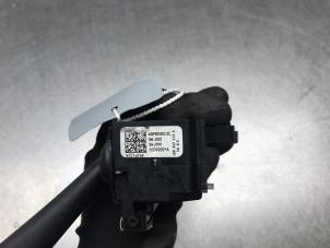 Gebruikte Pinker links Volkswagen Golf V (1K1) 2.0 TDI 16V Prijs op aanvraag aangeboden door Autosloperij Alexander