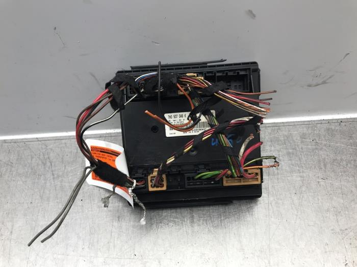 Gebruikte Bodycontrol Module Volkswagen Multivan T5 (7E/7HC/7HF/7HM) 2.5 TDi Prijs op aanvraag aangeboden door Autosloperij Alexander