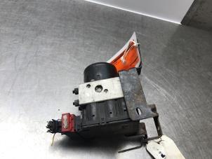 Gebruikte Computer ABS Citroen C5 III Berline (RD) 2.0 16V Prijs op aanvraag aangeboden door Autosloperij Alexander