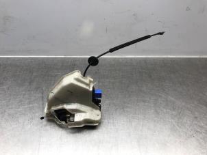 Gebruikte Deurslot Mechaniek 4Deurs rechts-voor Volkswagen Golf V Variant (1K5) 1.4 TSI 160 16V Prijs op aanvraag aangeboden door Autosloperij Alexander