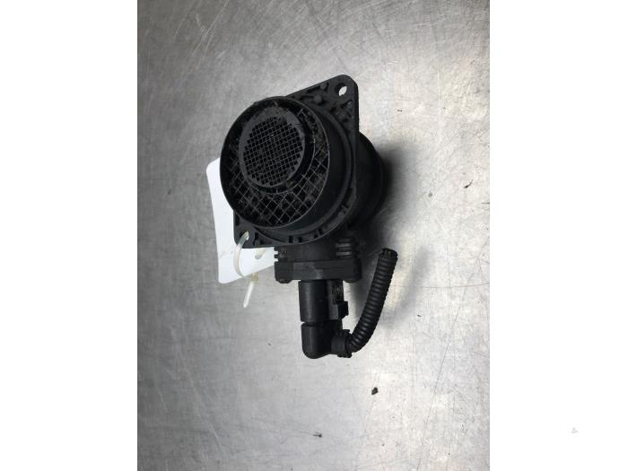 Gebruikte Luchtweger Volkswagen Caddy III (2KA,2KH,2CA,2CH) 2.0 SDI Prijs op aanvraag aangeboden door Autosloperij Alexander