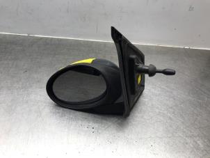 Gebruikte Spiegelkap links Toyota Aygo (B10) 1.0 12V VVT-i Prijs op aanvraag aangeboden door Autosloperij Alexander