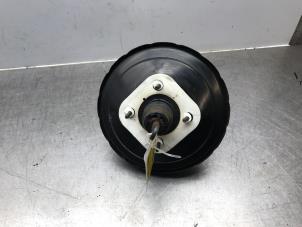 Gebruikte Rembooster Chrysler Voyager/Grand Voyager (RG/RS) 3.3 V6 Prijs op aanvraag aangeboden door Autosloperij Alexander