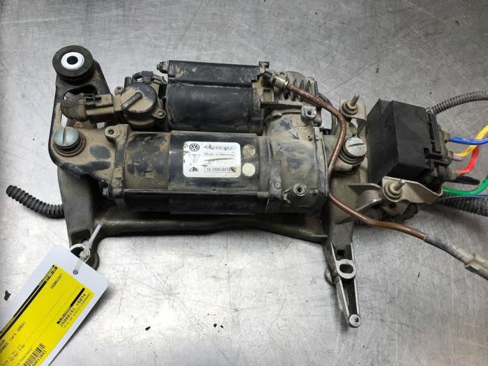 Gebruikte Compressor Volkswagen Touareg (7LA/7L6) 3.2 V6 24V Prijs op aanvraag aangeboden door Autosloperij Alexander