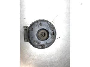 Gebruikte Aircopomp Opel Vivaro 2.5 DTI 16V Prijs op aanvraag aangeboden door Autosloperij Alexander