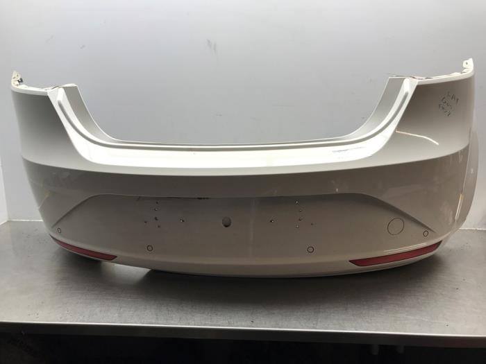 Achterbumper van een Seat Leon (1P1) 1.4 TSI 16V 2011