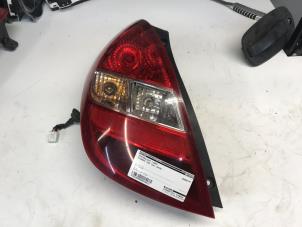 Gebruikte Achterlicht links Hyundai i20 1.2i 16V Prijs € 40,00 Margeregeling aangeboden door Autosloperij Alexander