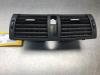 BMW 1 serie (E81) 118i 16V Luchtrooster Dashboard