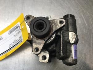 Gebruikte Servopomp Opel Vivaro 2.5 CDTI 16V Prijs € 60,00 Margeregeling aangeboden door Autosloperij Alexander