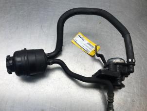 Gebruikte Oliepomp BMW 3 serie (E46/4) 320i 24V Prijs op aanvraag aangeboden door Autosloperij Alexander