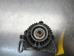 Gebruikte Dynamo Renault Clio II (BB/CB) 1.2 Prijs € 50,00 Margeregeling aangeboden door Autosloperij Alexander