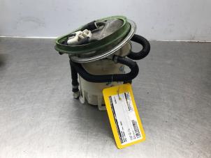 Gebruikte Benzinepomp Opel Corsa C (F08/68) 1.2 16V Prijs € 40,00 Margeregeling aangeboden door Autosloperij Alexander