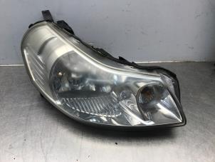 Gebruikte Rechter Koplamp Suzuki SX4 (EY/GY) 1.9 DDiS Prijs € 30,00 Margeregeling aangeboden door Autosloperij Alexander